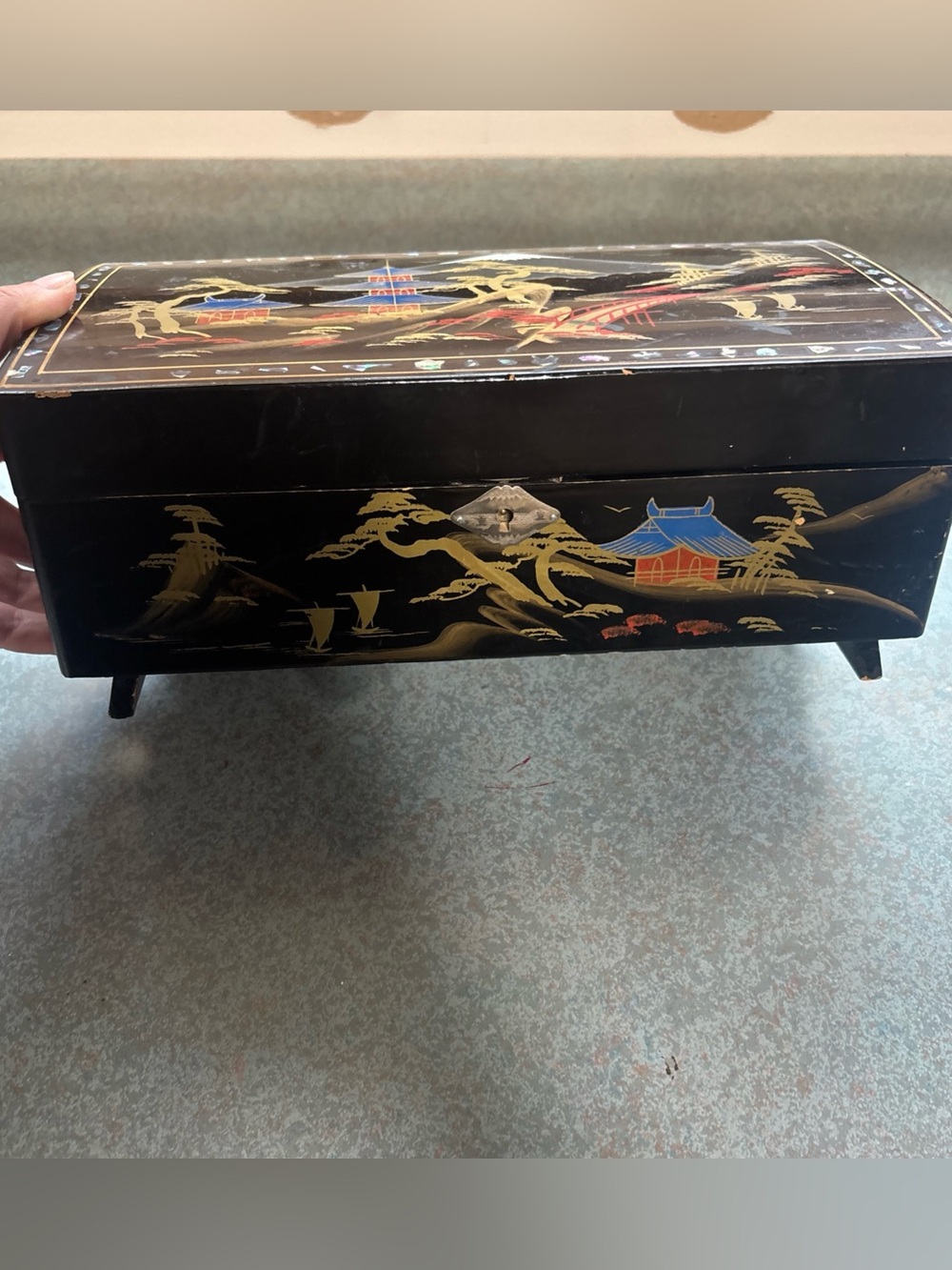 Black Lacquered Japanese Scenic Jewelry Box with Gold & Red Detail - Picture 2 of 16